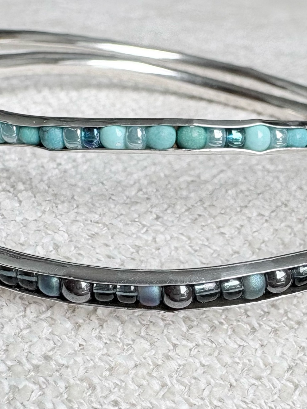 Silpada Flexible Bangle Bracelets, B2255 (Howlite) & B2226 (Hematite) - Picture 4 of 5